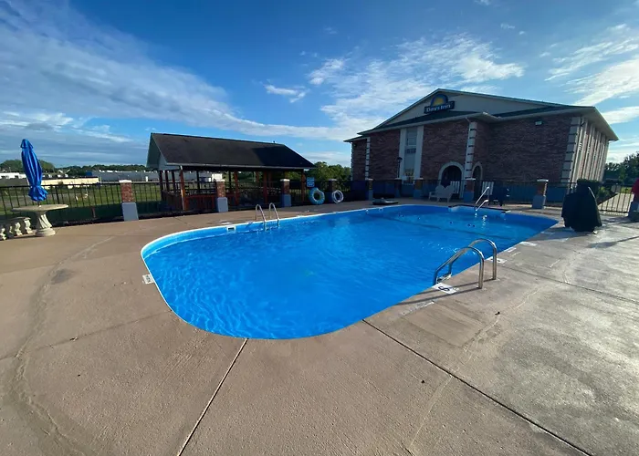 Days Inn By Wyndham Perryville