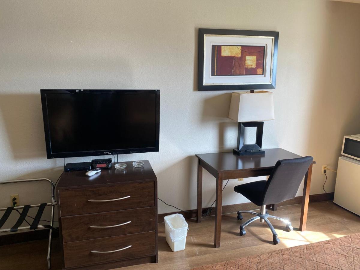 Days By Wyndham Hotel